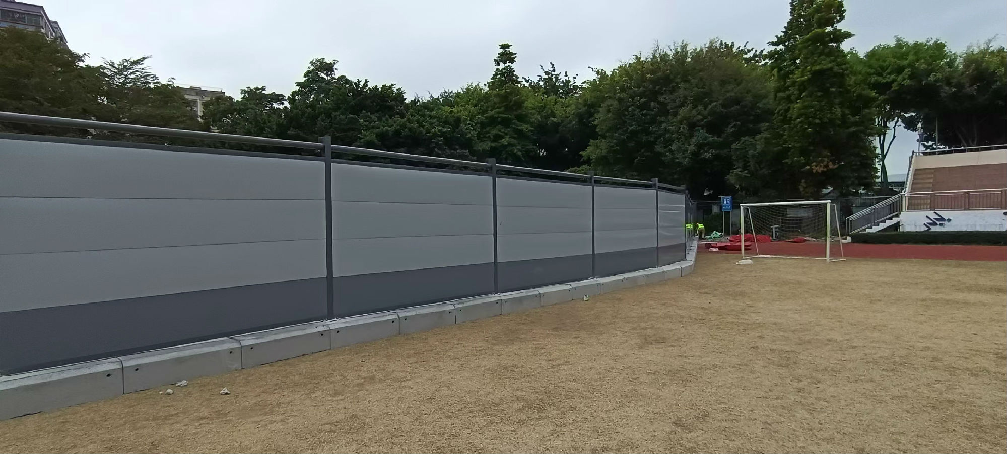 圍擋廠家如何選擇？旭東鋼構(gòu)圍擋廠家建議從這5個方面考慮