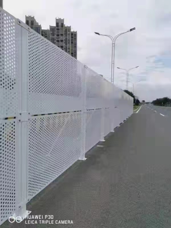 裝配式鋼結(jié)構(gòu)圍擋的安裝難度和時(shí)間需求如何？【旭東鋼構(gòu)圍擋】